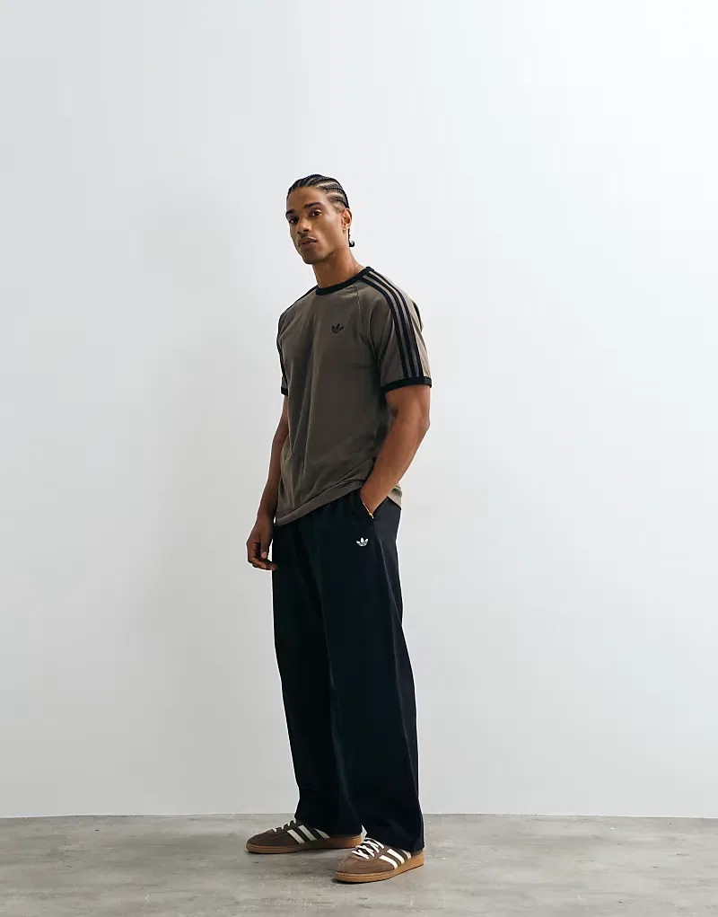 Спортивные брюки Adidas Originals Essential с манжетами, черный