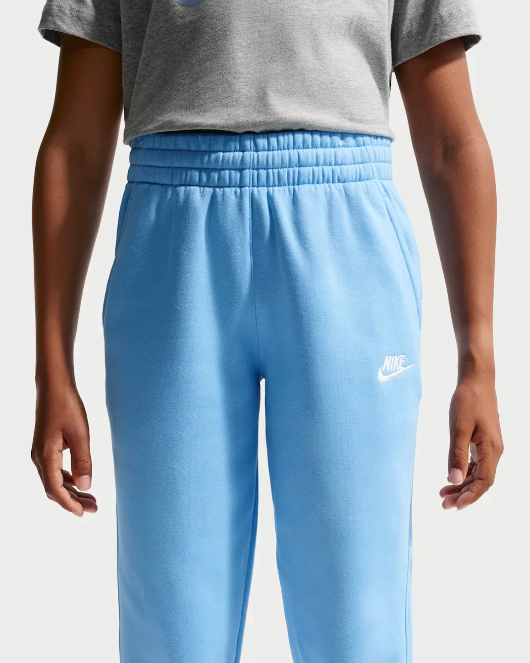 Детские спортивные штаны Nike Sportswear Club Fleece, Football Blue/White — фото 2