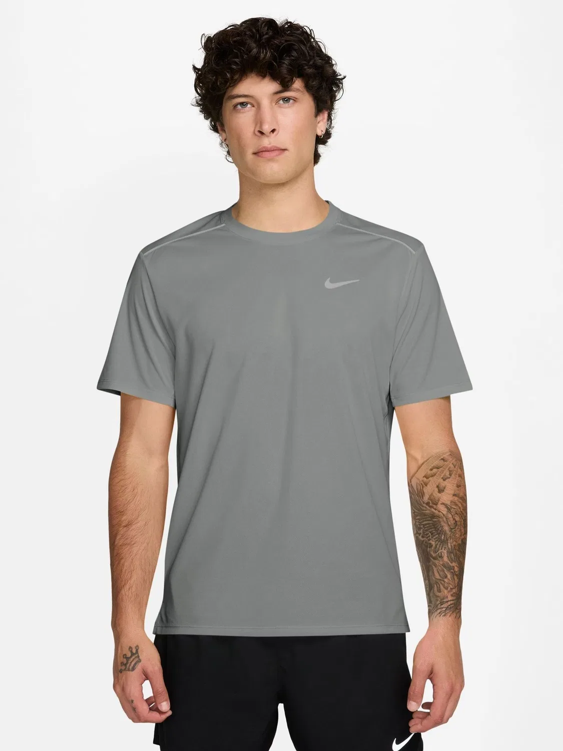 Футболка беговая Miler Dri-FIT UV Nike, Grey Fog