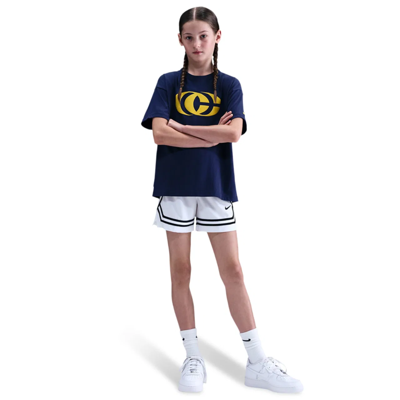 Футболка для девочек Caitlin Logo Nike, цвет Midnight Navy/Yellow