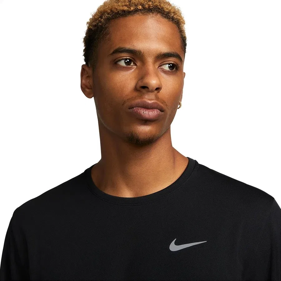 Спортивный свитшот с длинным рукавом Miler Nike, Черный — фото 2