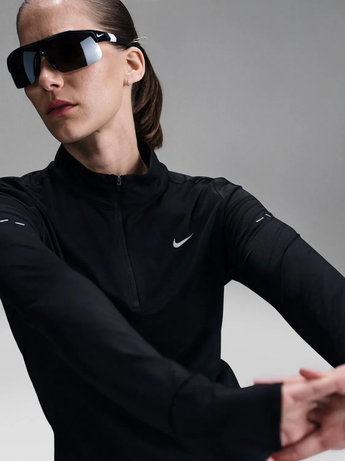 Топ для бега Nike Swift Dri-FIT UV 1/4-Zip, Black — фото 3