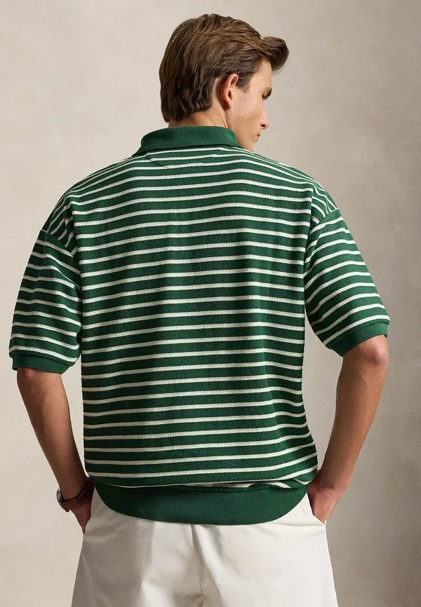 Поло свободного кроя с полосатым рисунком Relaxed fit striped textured polo shirt, Polo Ralph Lauren, New Forest, Nevis — фото 3