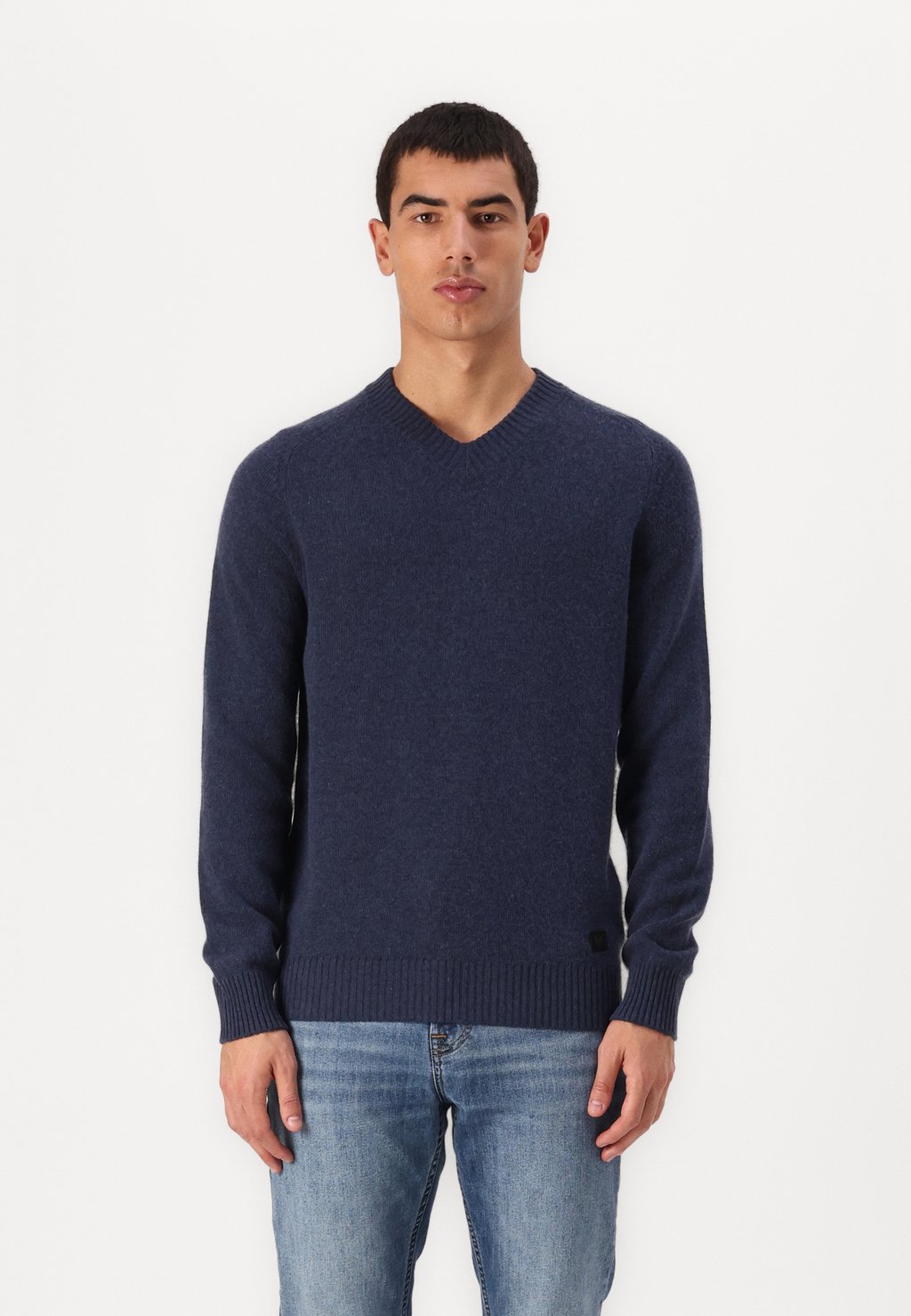 

Джемпер SADDLE SLEEVE V NECK Lyle & Scott, темно-синий
