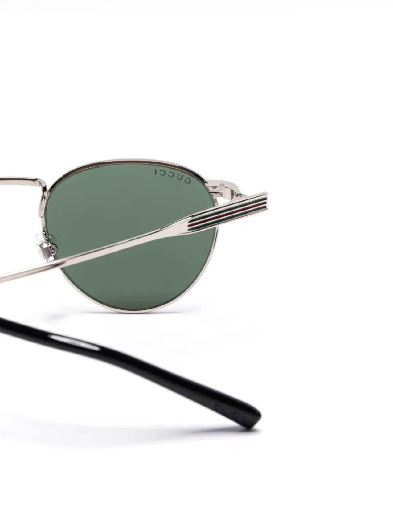Солнцезащитные очки Gucci Eyewear в овальной оправе, серебристый — фото 3