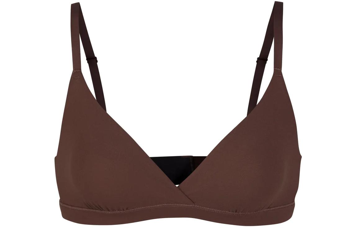 

Бюстгальтер-бралетт кроссовер SKIMS FITS EVERYBODY COCOA