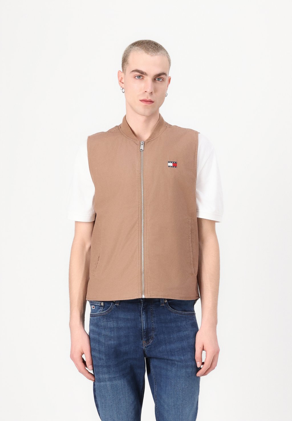 

Жилет Tommy Jeans, коричневый