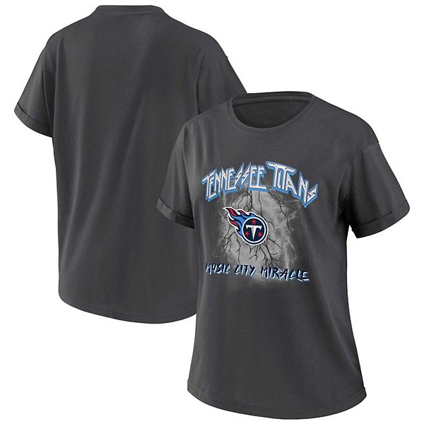 

Женская футболка boyfriend Tennessee Titans цвета антрацит Wear By Erin Andrews
