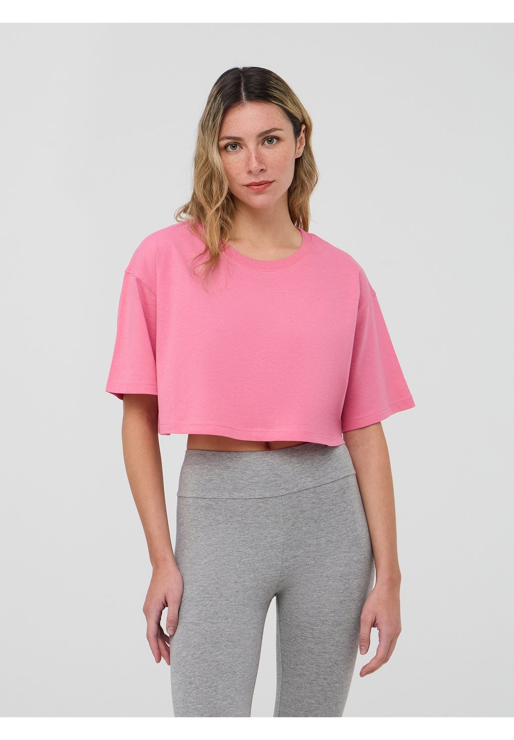 

Базовая футболка CROP Terranova, неоново-розовый