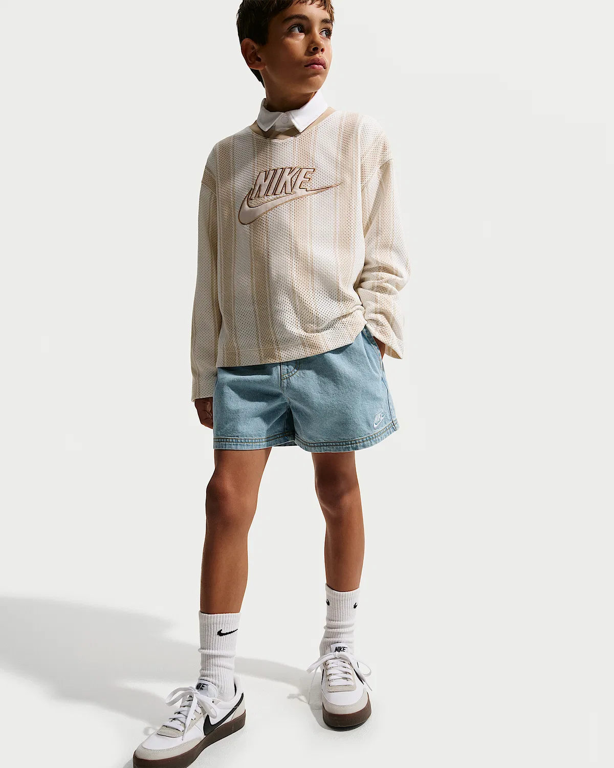 Детские джинсовые шорты Nike Sportswear Collection, Light Armory Blue/Light Armory Blue/Wheat/Light Armory Blue — фото 4