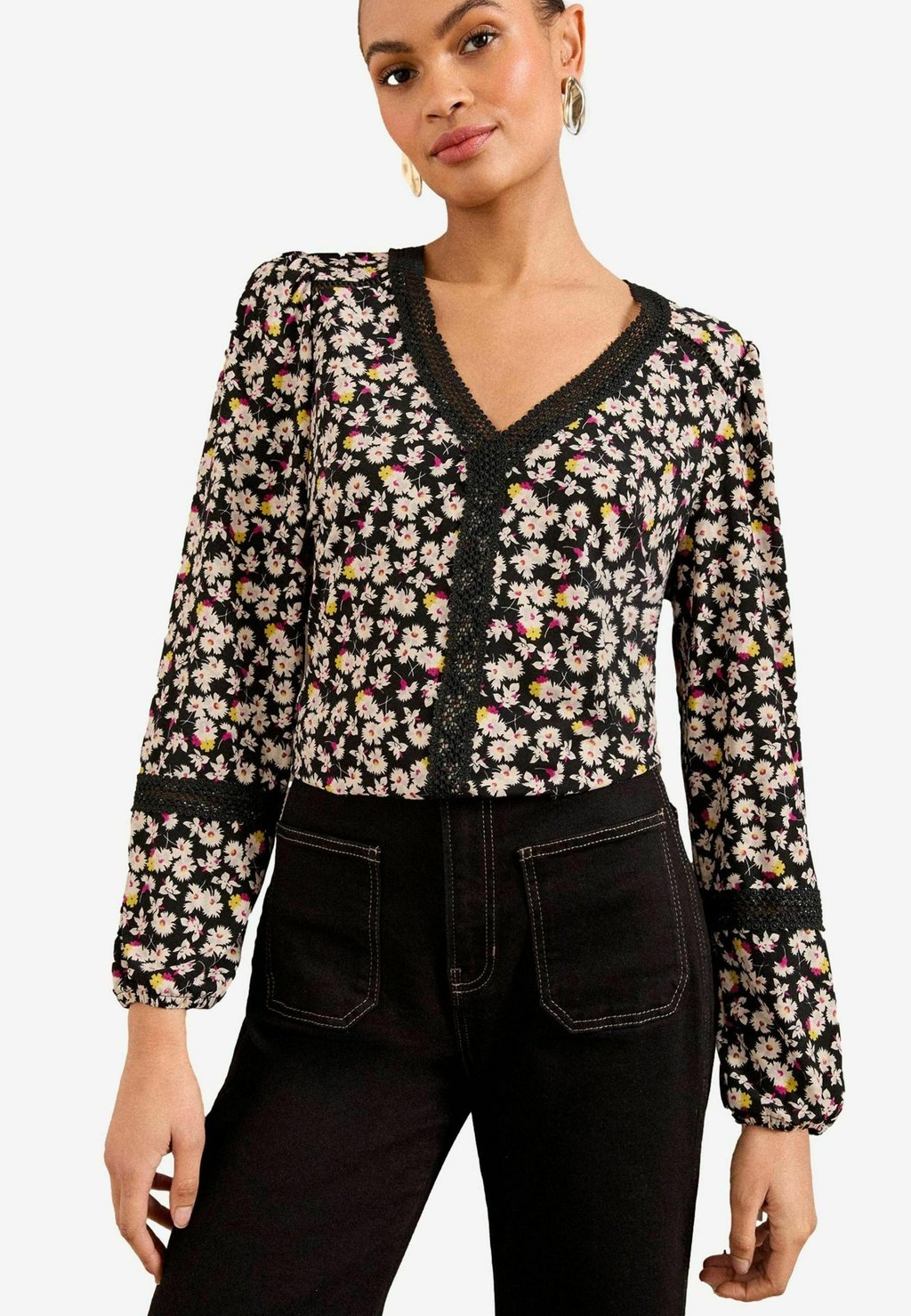 

Топ с длинными рукавами PRINTED V-NECK TRIM Love & Roses, черный