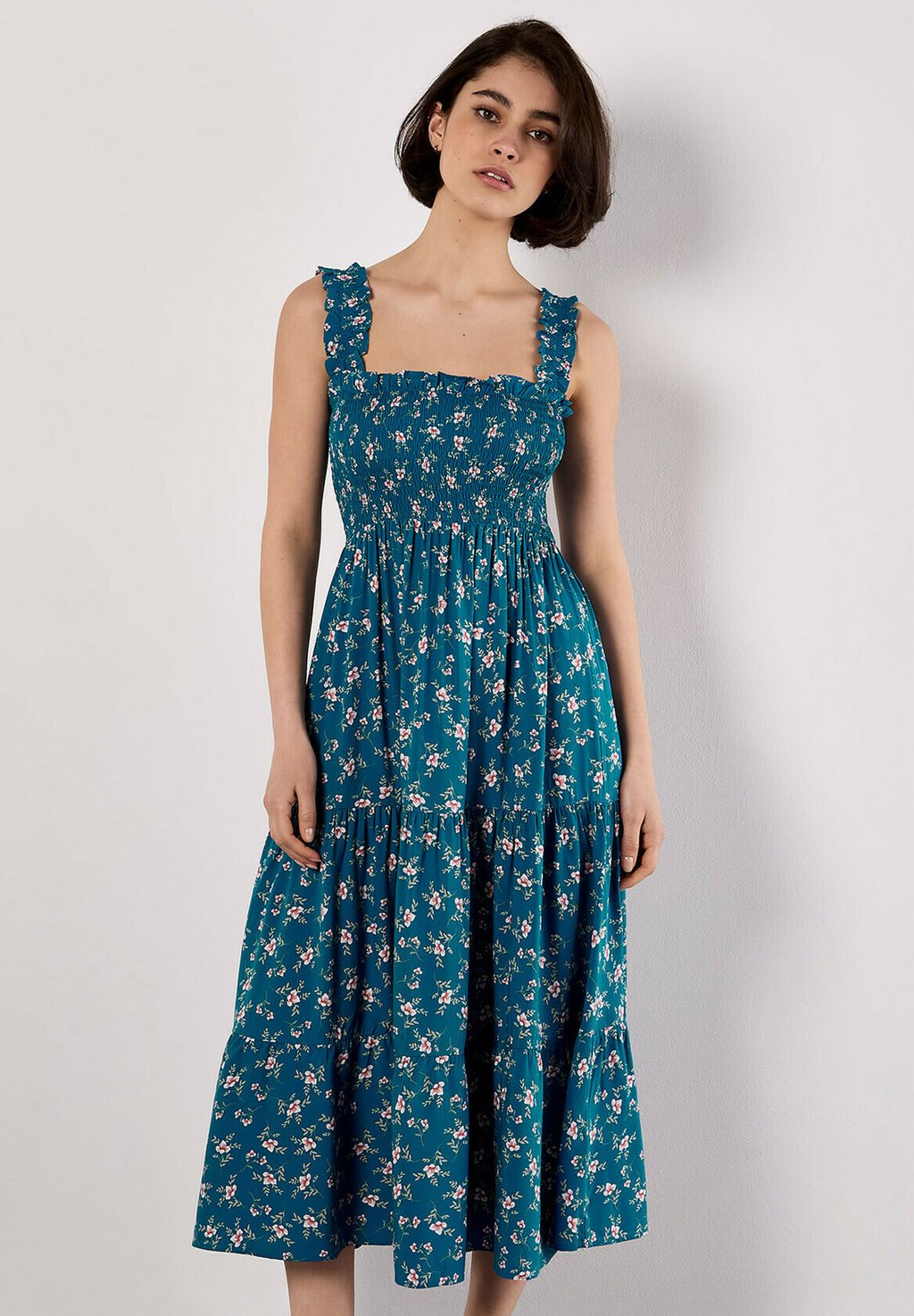 

Повседневное платье SMOCK TIERED Apricot, синий