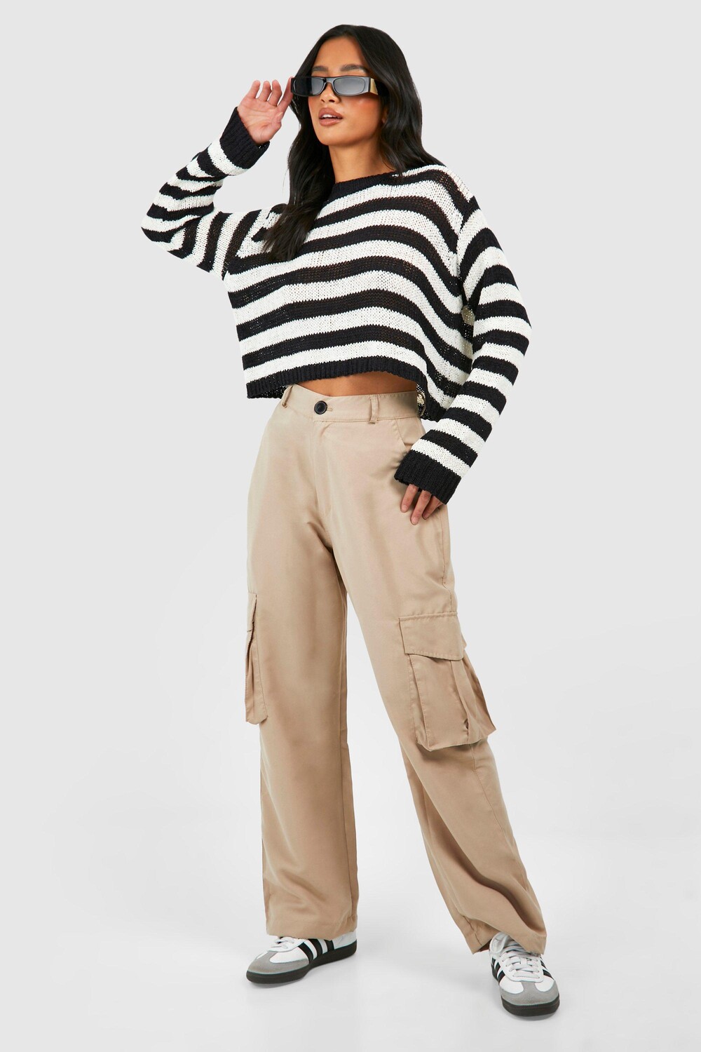 

Прямые брюки карго из твила Petite boohoo, бежевый