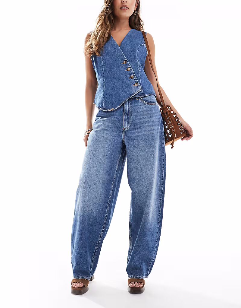 

Бочкообразные джинсы ASOS DESIGN светло-синего цвета