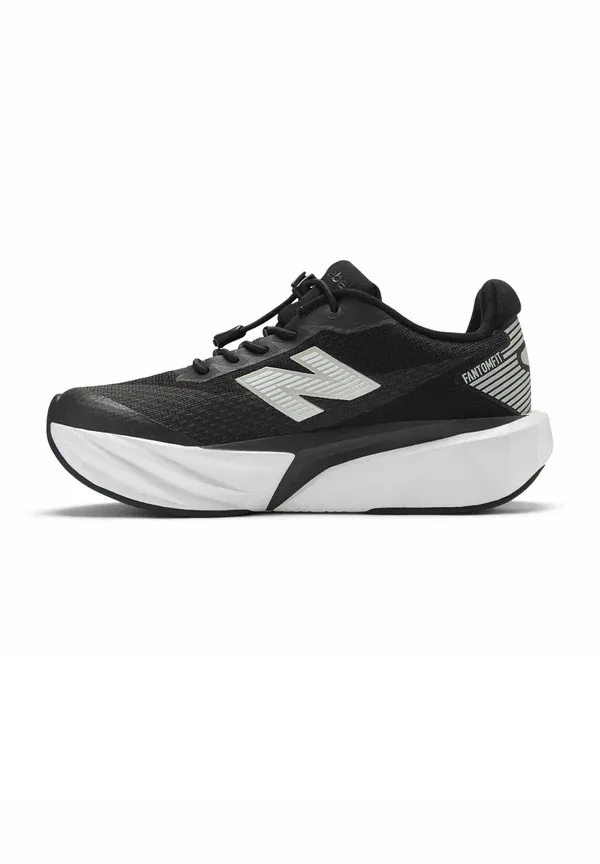 Кроссовки Rebel trainers New Balance, черно-белые