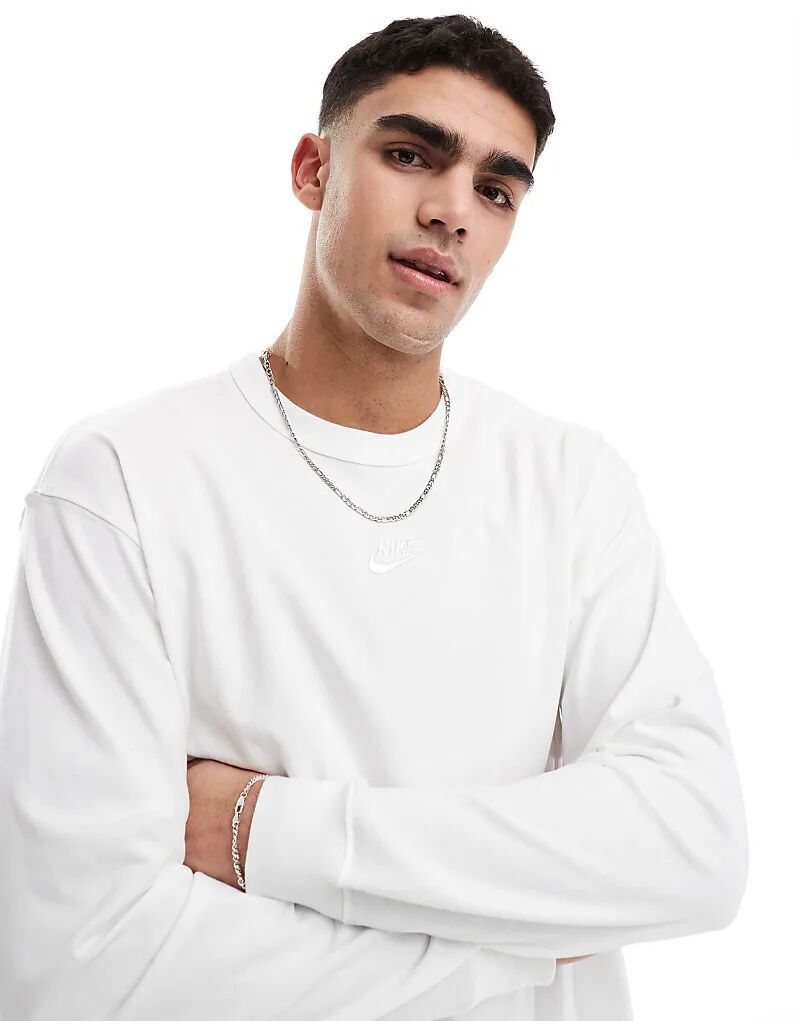 

Футболка Premium Essentials oversize с длинными рукавами белого цвета Nike