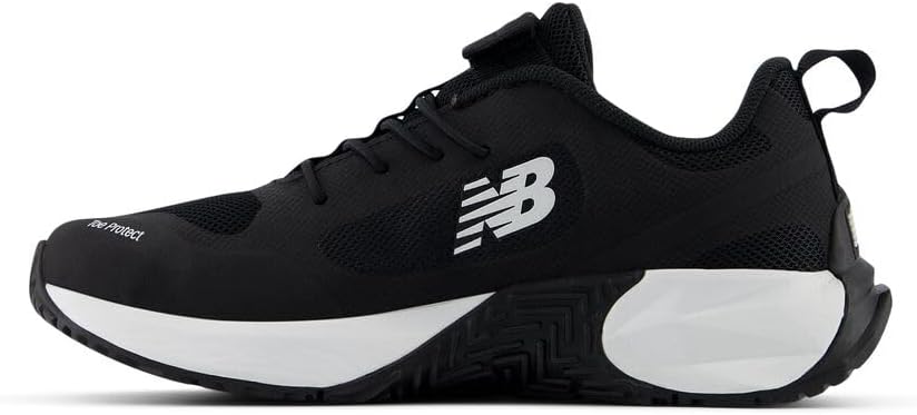 Детские кроссовки New Balance FuelCell Play V1 с застежкой-липучкой, белый/черный — фото 2