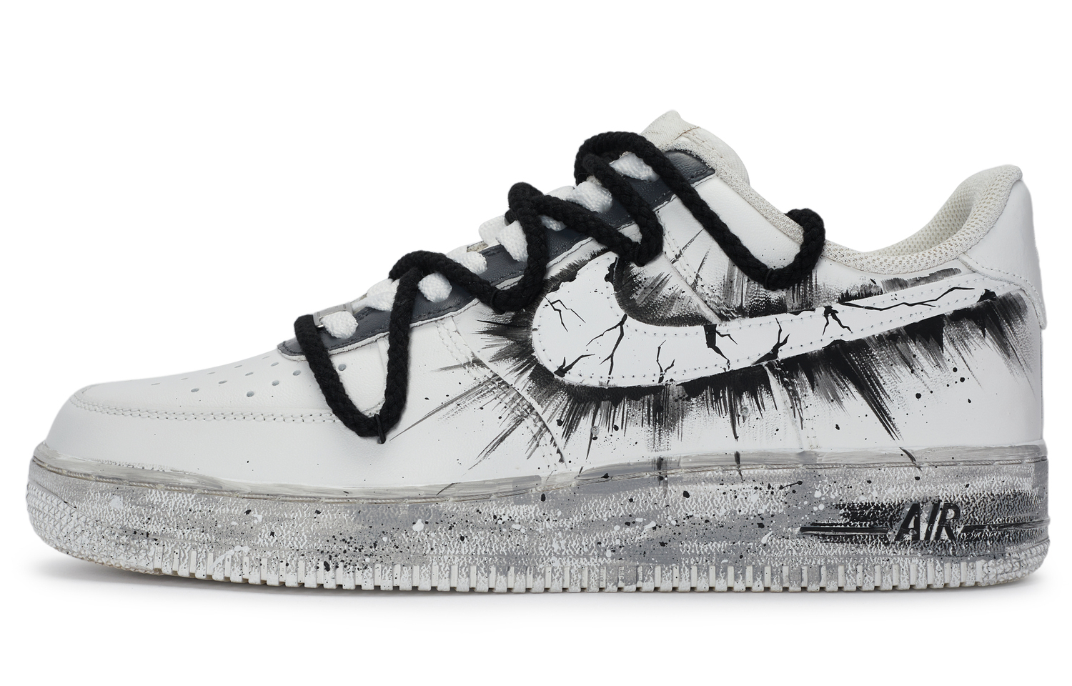 

Nike Эйр Форс 1 811 Мэньюфэкчёр Чёрно-белые взрывные кроссовки для скейтбординга мужские тёплые низкие чёрно-белые, цвет Black White