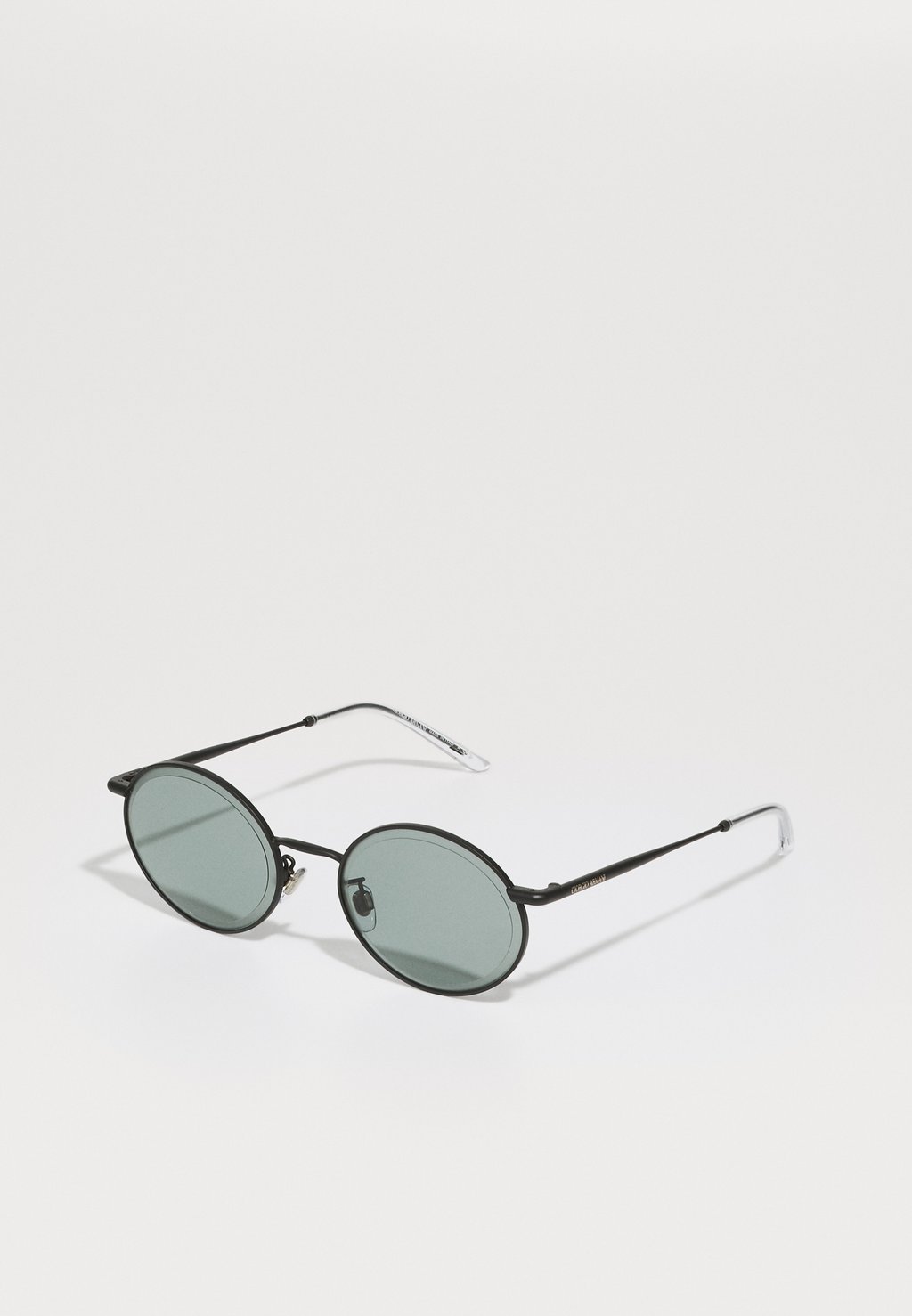 

Солнцезащитные очки Giorgio Armani, черный