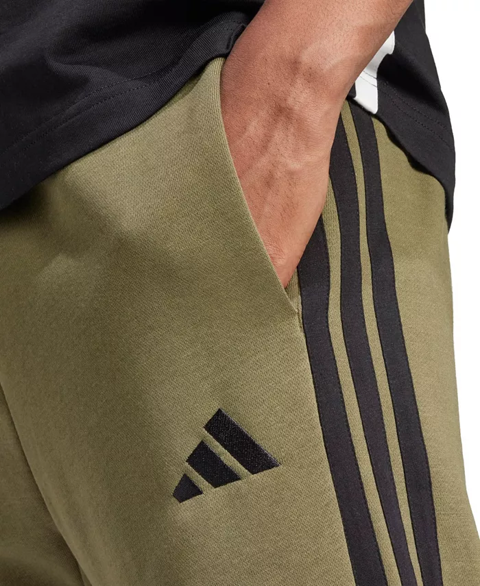 Мужские базовые джоггеры Regular-Fit с флисом и 3 полосками Adidas, зеленый — фото 2