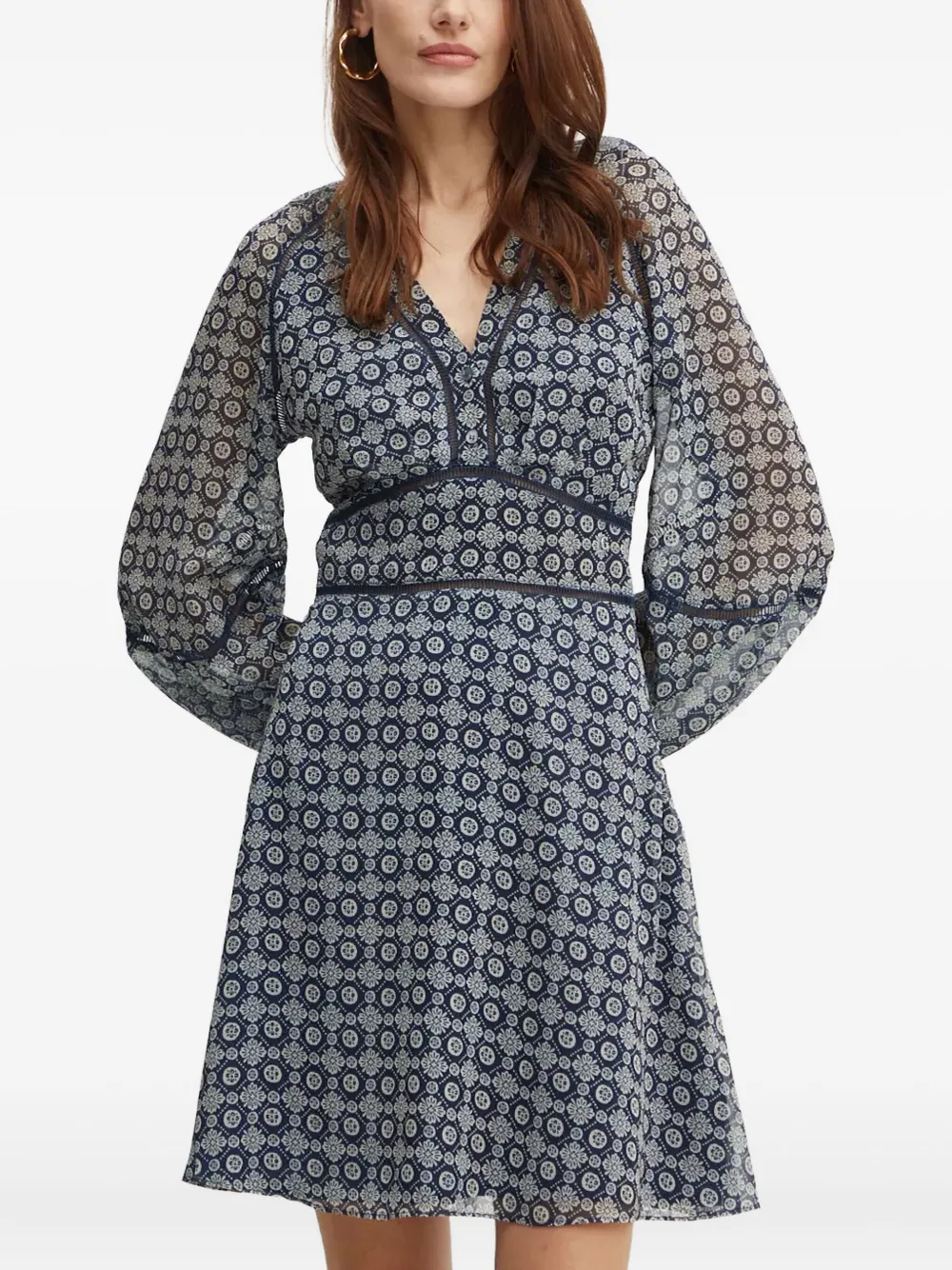 

Платье макси с V-образным вырезом и цветочным узором Guess Usa, синий