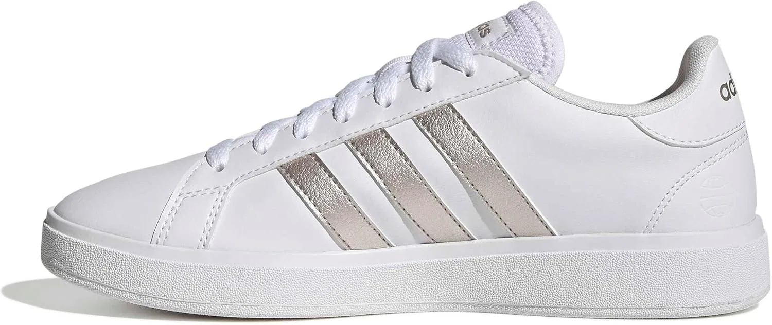 Кроссовки теннисные adidas, цвет Ftwwht/Plamet/Ftwwht