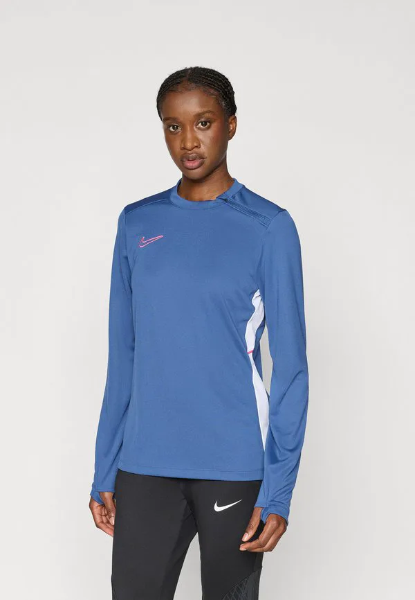 

Футболка с длинными рукавами и круглым вырезом Nike Performance, Mystic Navy/White/Pinksicle, Белый, Футболка с длинными рукавами и круглым вырезом Nike Performance, Mystic Navy/White/Pinksicle