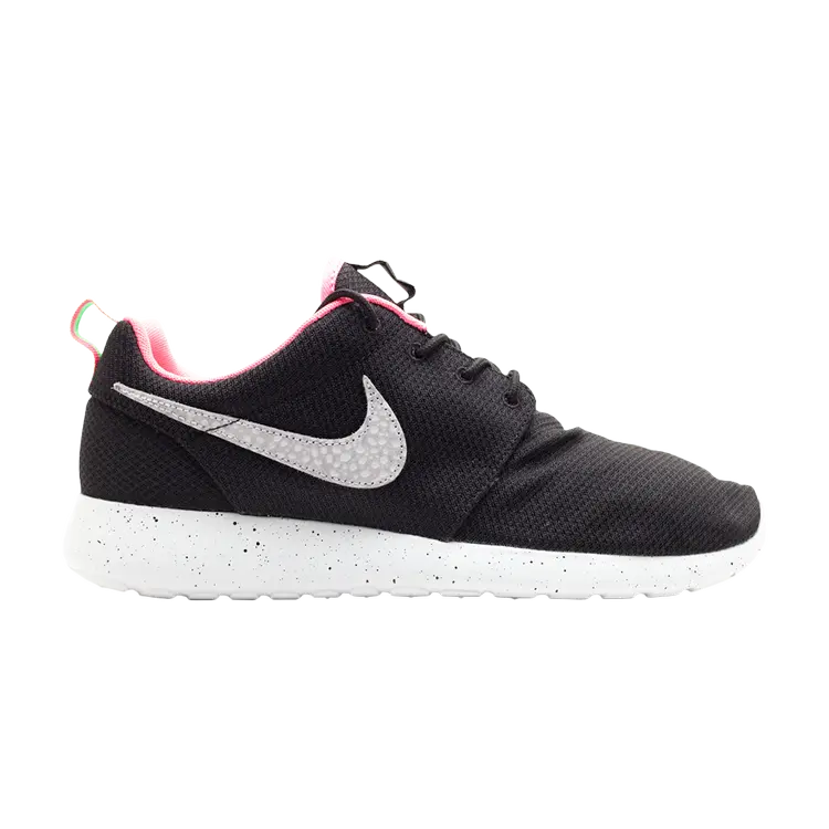 

Кроссовки Nike Size x Rosherun 'Urban Safari', черный