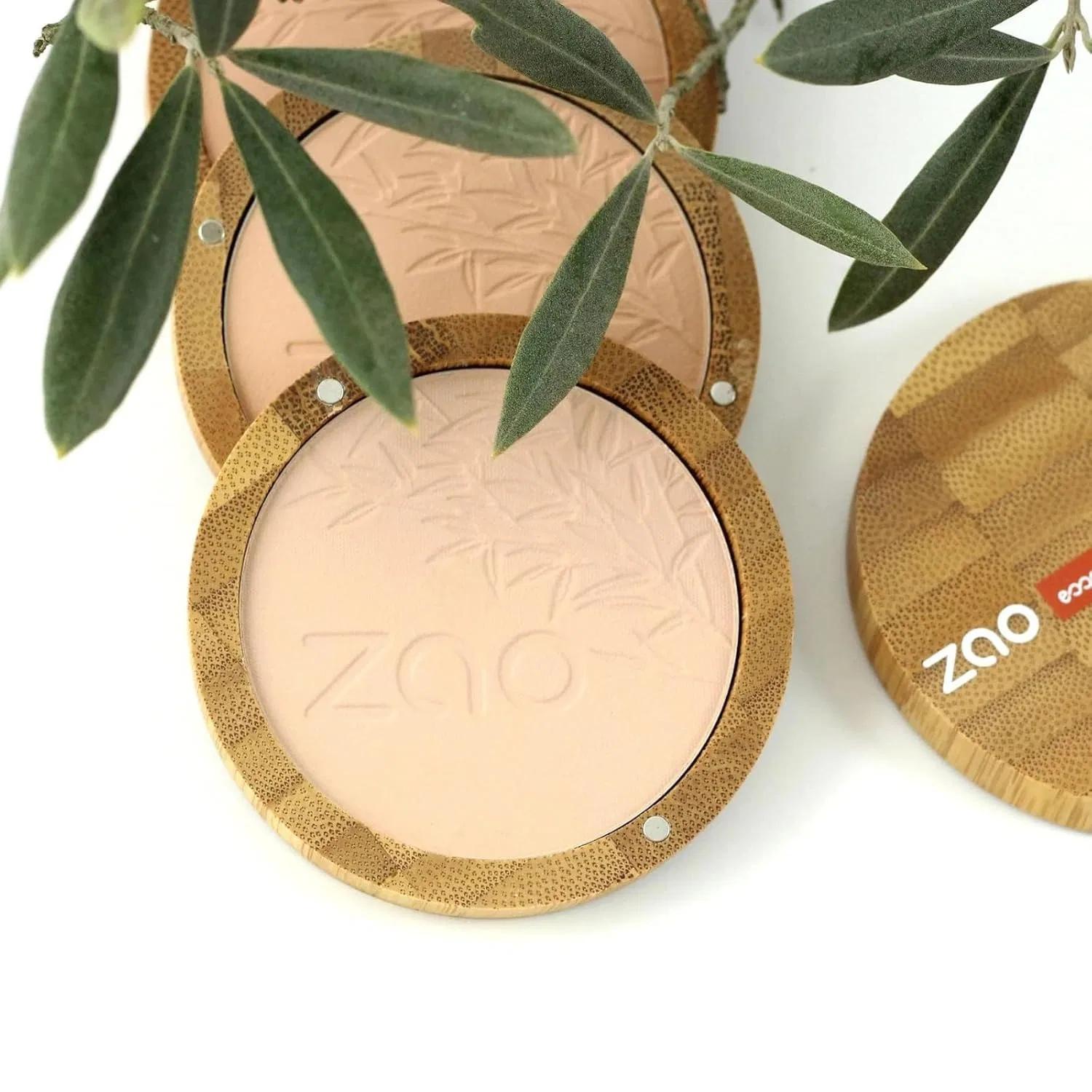 Органическая компактная пудра «Milk Chocolate 305» от Zao Organic Makeup Zao Essence Of Nature — фото 2
