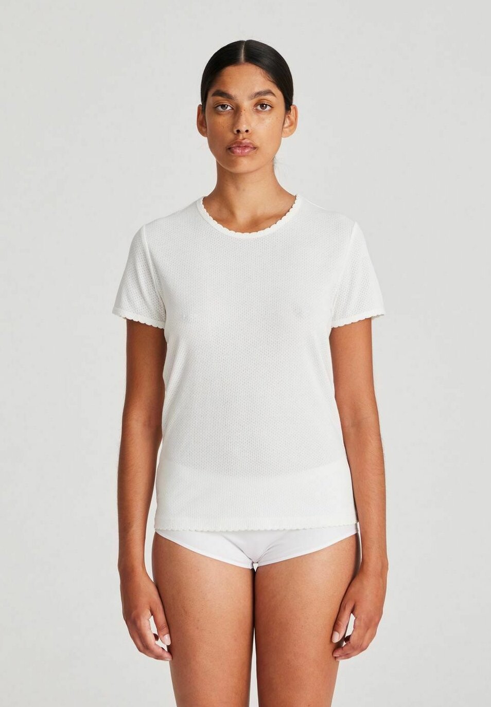 

Базовая футболка CHRISSTINE SHORT SLEEVE GAI+LISVA, белый