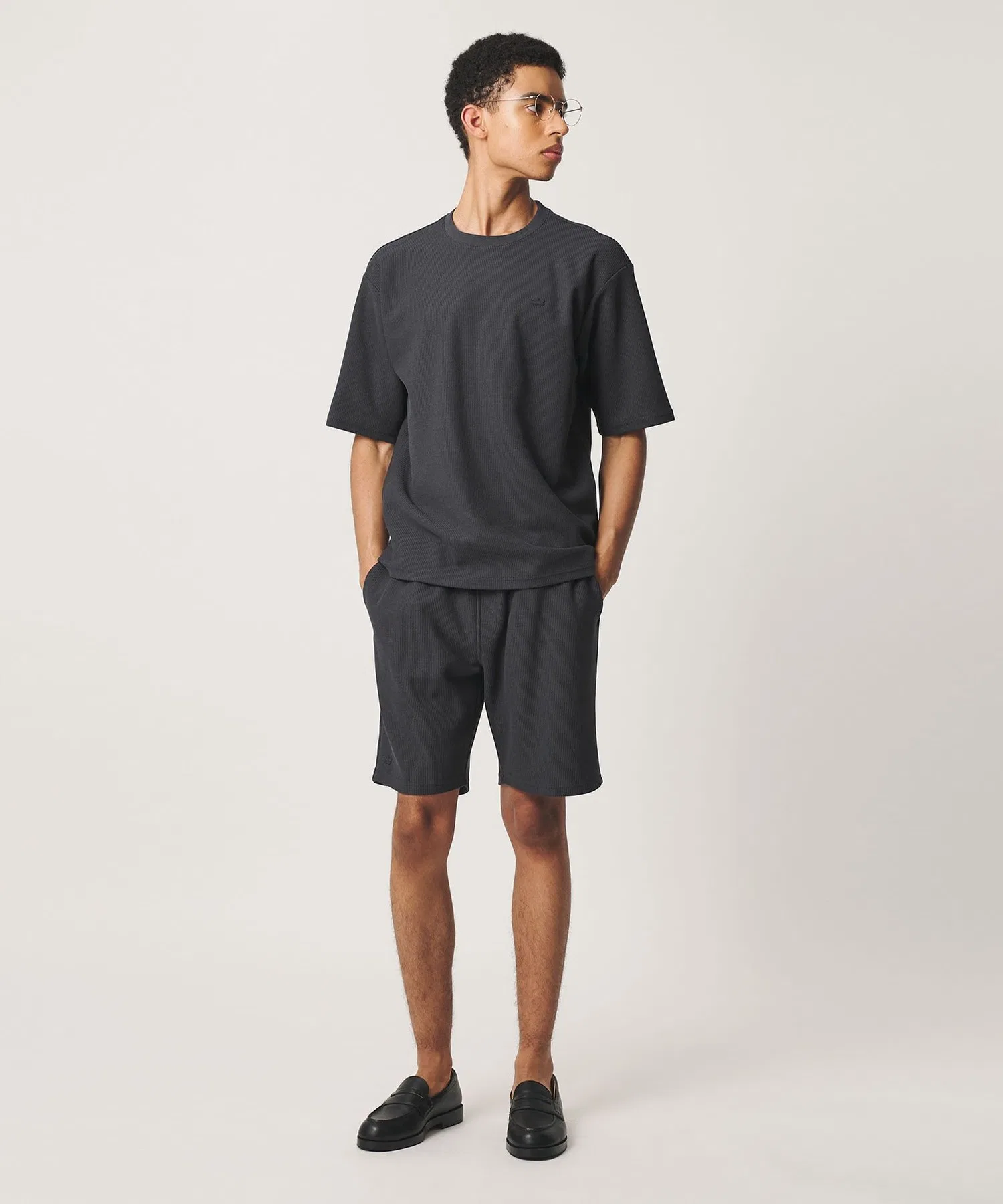 Мужская футболка Lacoste однотонная с вышитым логотипом, белый — фото 2