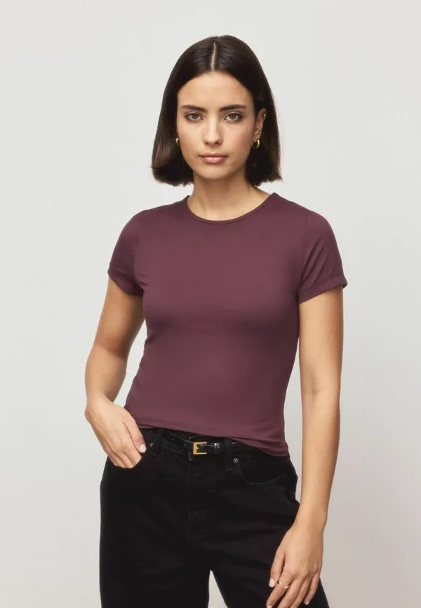 

Футболка с коротким рукавом, облегающего кроя, классического кроя. Next, New Burgundy Red, Красный, Футболка с коротким рукавом, облегающего кроя, классического кроя. Next, New Burgundy Red