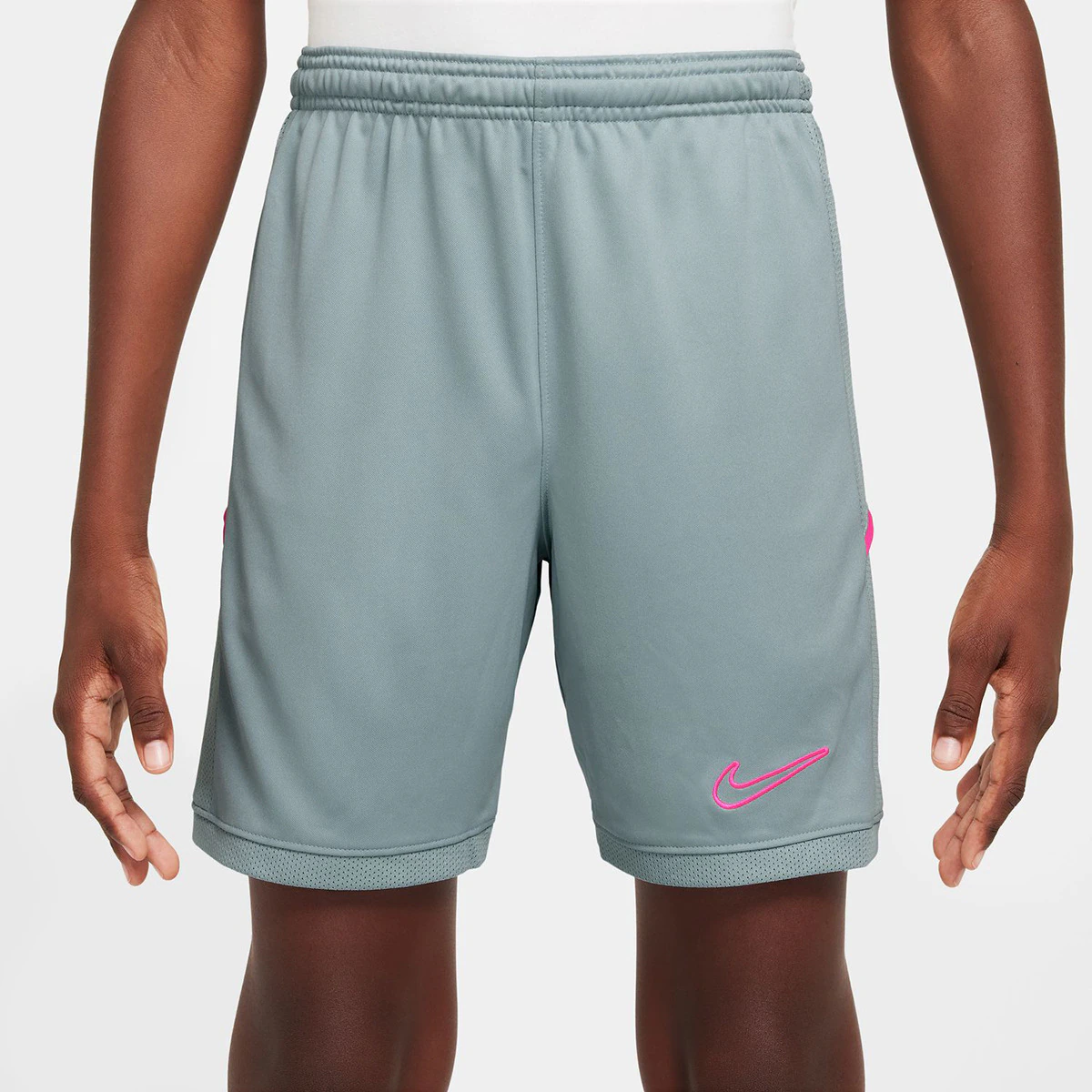 

Детские шорты Nike Academy 25, зеленый