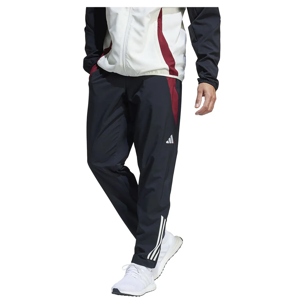 

Брюки adidas Manchester United Tiro 24 Presentation, черный