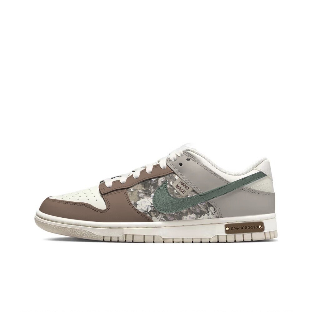 

Кроссовки Nike Dunk Skateboarding Shoes Women's Low-top White/brown/gray, коричневый