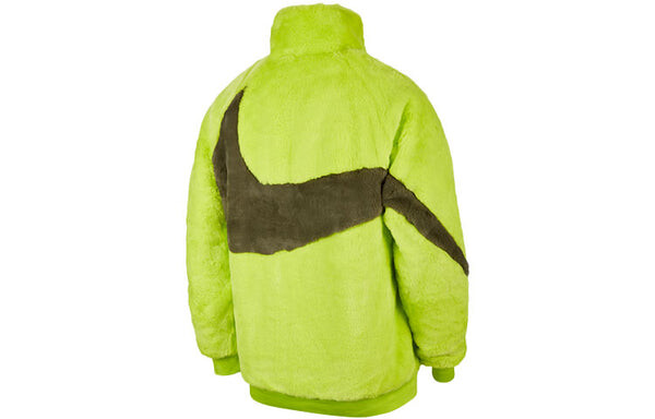 Куртка Nike Sportswear Swoosh Large Logo Sports Jacket Green, зеленый — фото 2