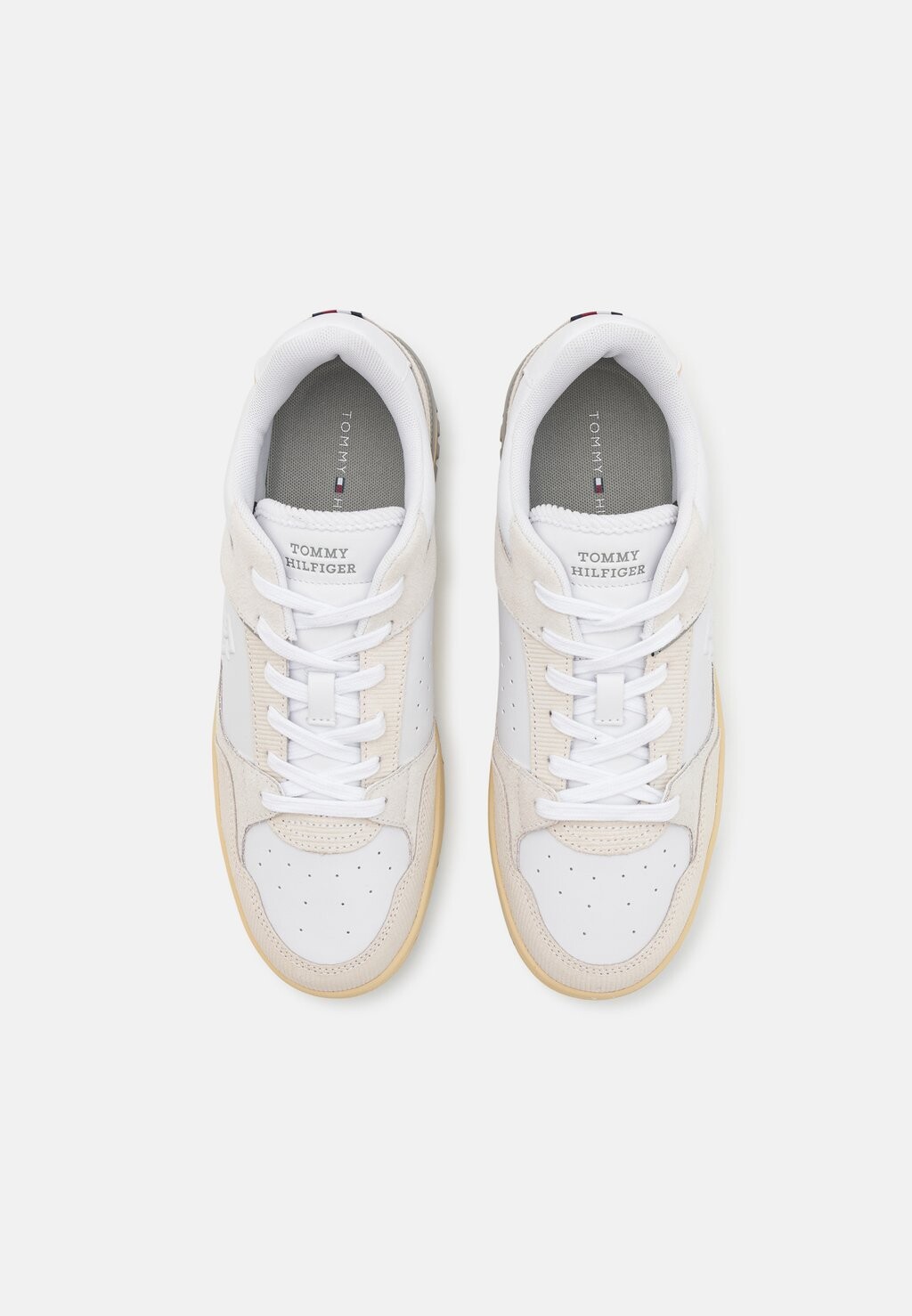 

Кроссовки на шнуровке BASKET STREET Tommy Hilfiger, белый