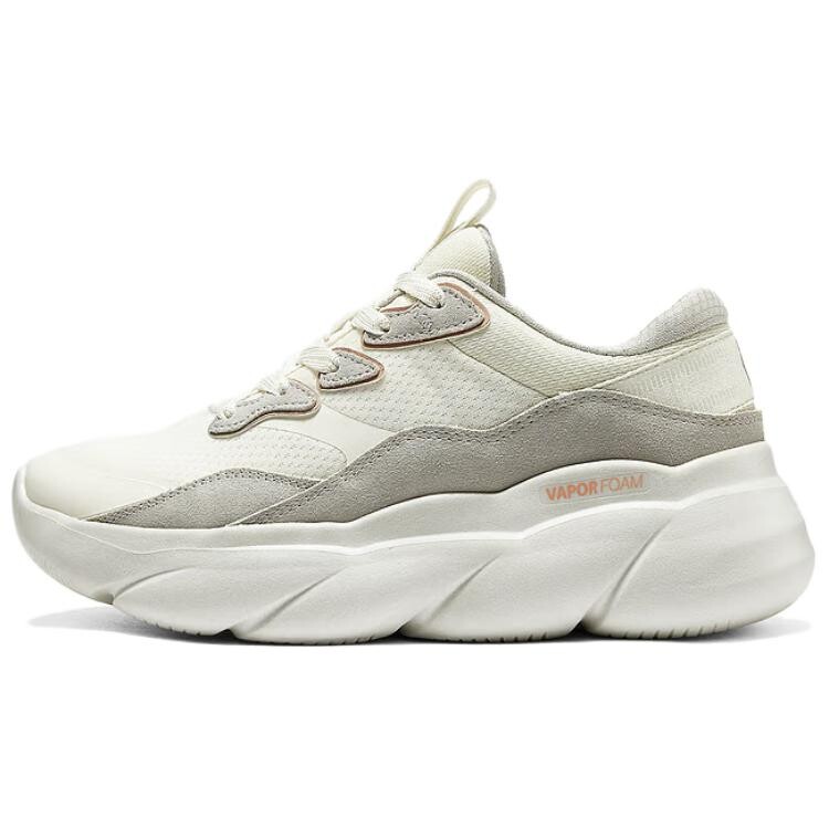 

Кроссовки женские с низким верхом цвета слоновой кости Skechers, цвет Ivory