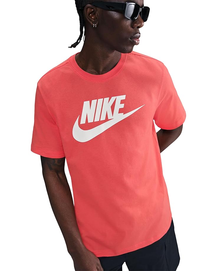

Футболка Nike Sportswear Icon Futura T-shirt, цвет Magic Ember