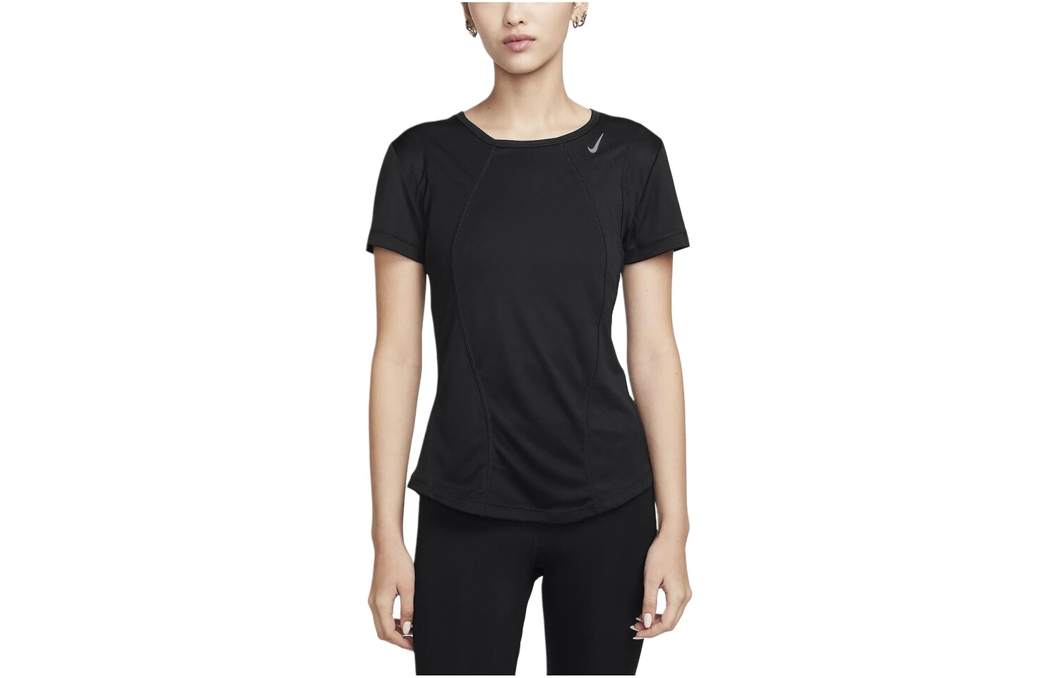 

Футболка женская черная Nike