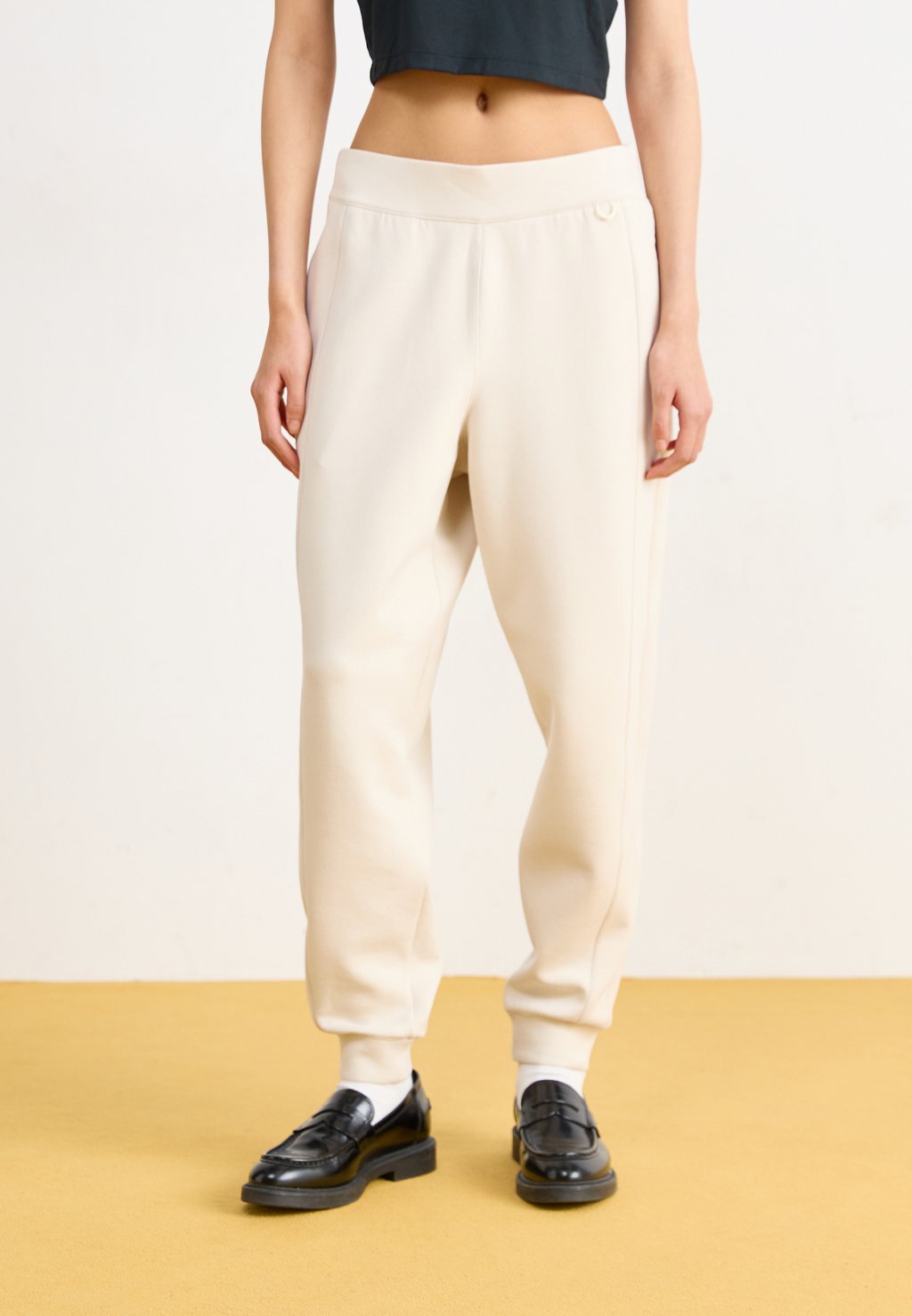 

Спортивные брюки Nike Sportswear, белый