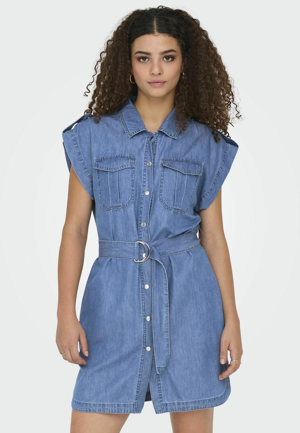 

Джинсовое платье ONLBEA KURZES ONLY, цвет Medium Blue Denim
