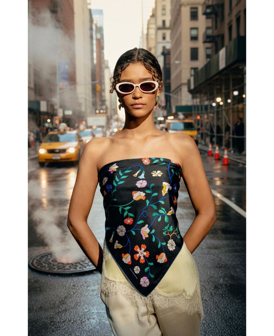 

Шелковый двусторонний шарф Цветущая ночь Jessie Zhao New York, Black