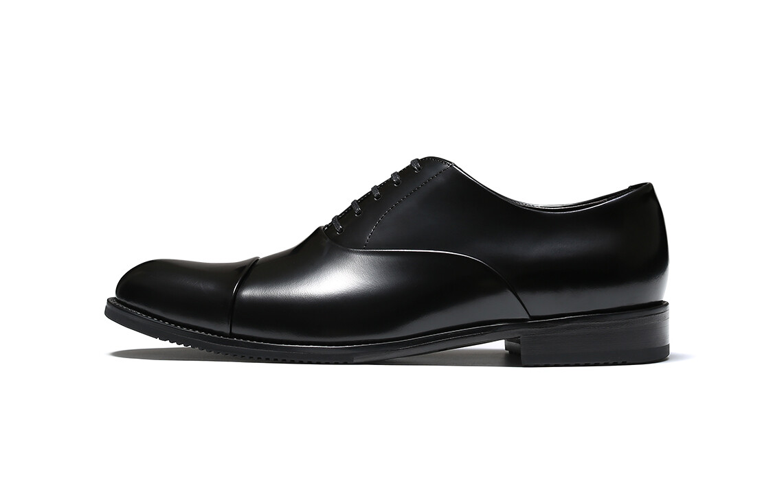 

Туфли мужские низкие Truffaut, цвет Black shiny leather