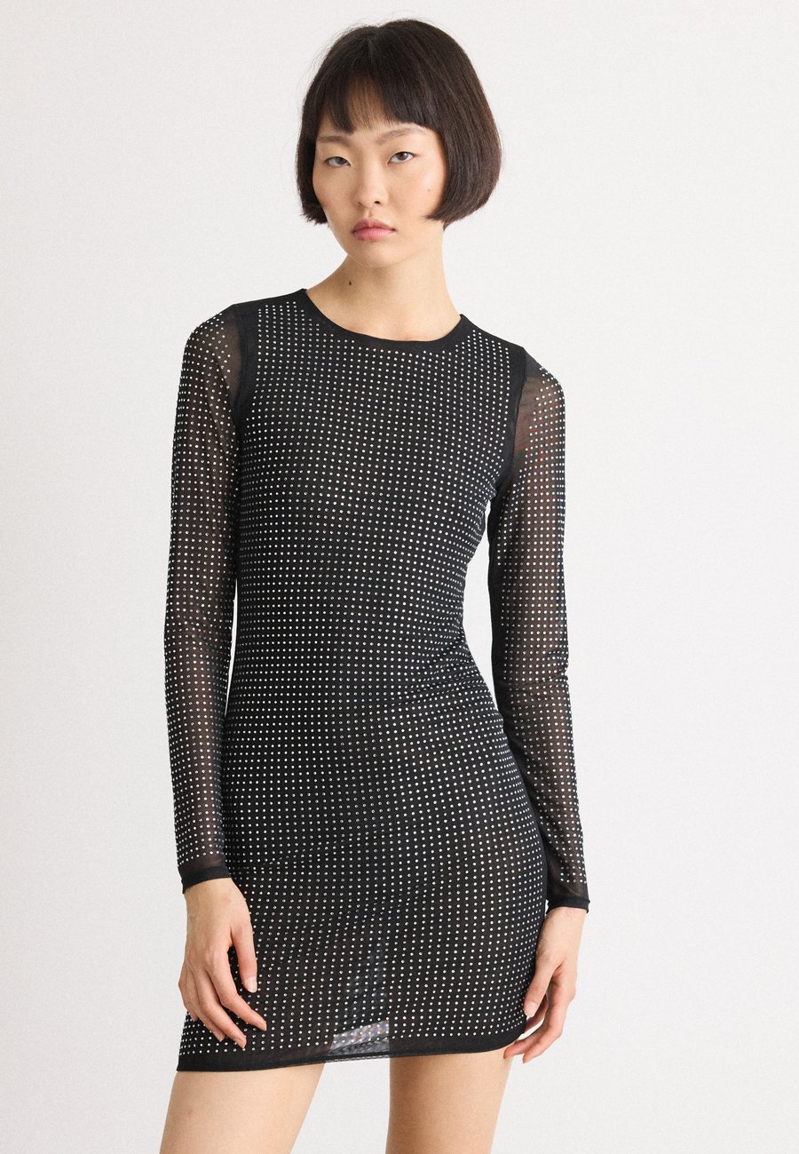 

Платье DKNY DOME STUDS LONG SLEEVE DRESS, Black Silver/Black