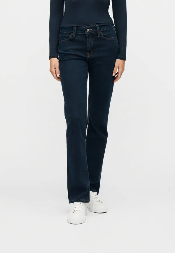 Классические джинсы прямого кроя в стиле пеппы. Gap, Dark Wash