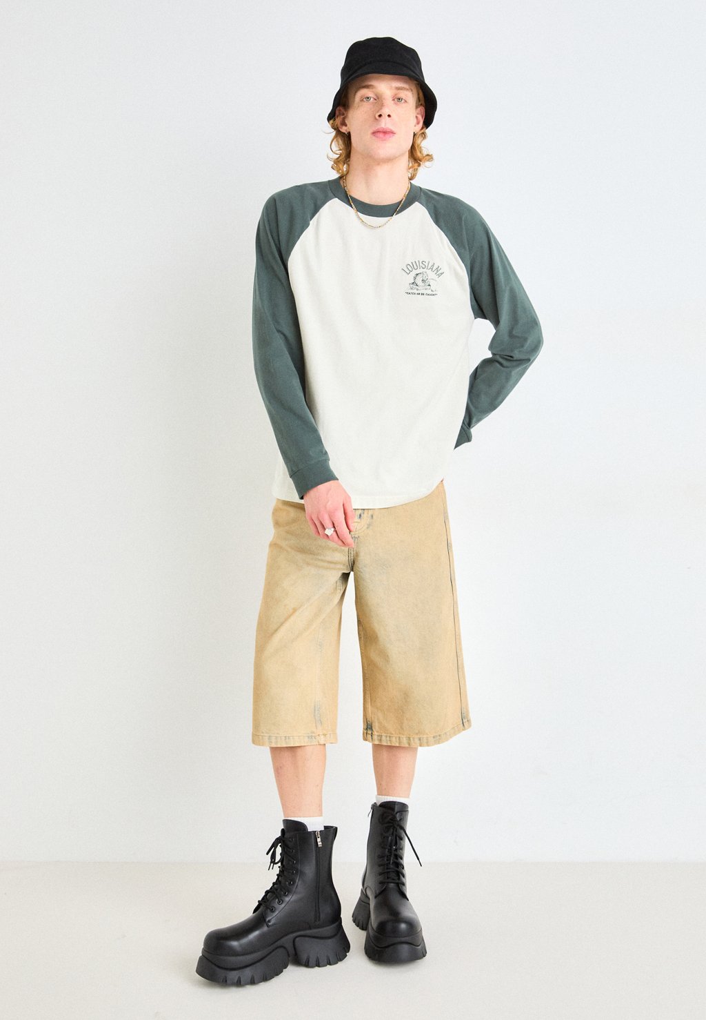 

Топ с длинными рукавами BOXY RAGLAN GRAPHIC Hollister Co., молочный