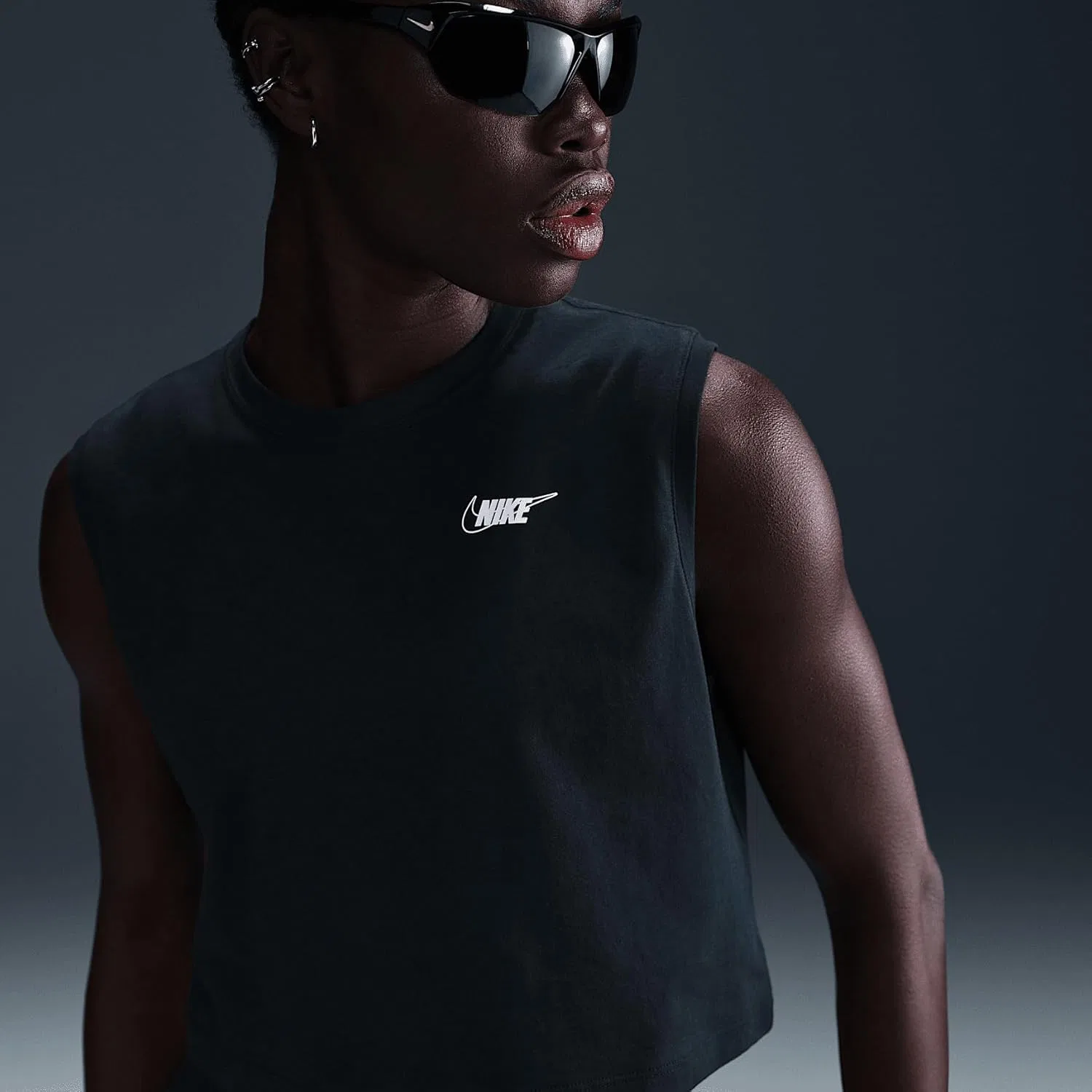 Женский топ без рукавов Nike, Black — фото 4