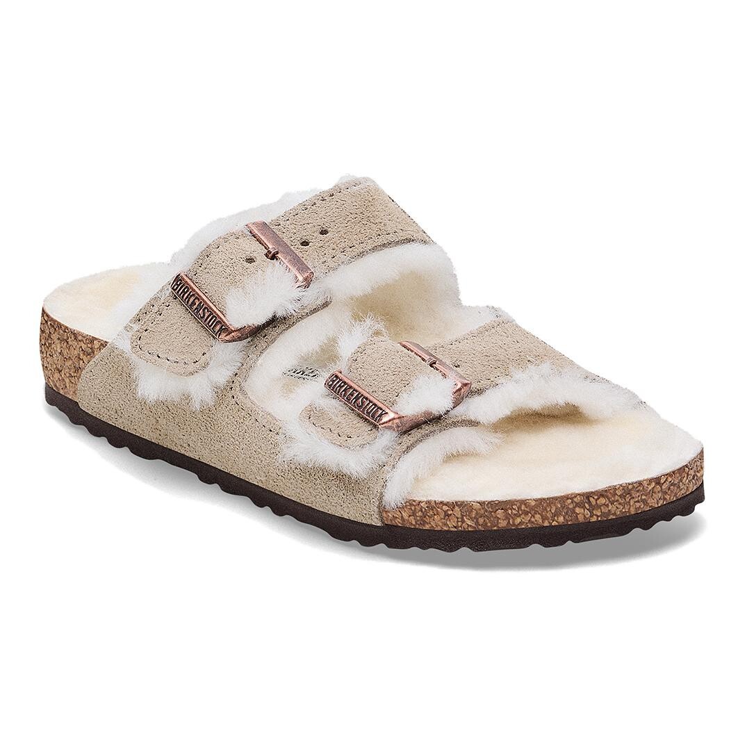 Детские сандалии Arizona Shearling Birkenstock, цвет Sand — фото 2
