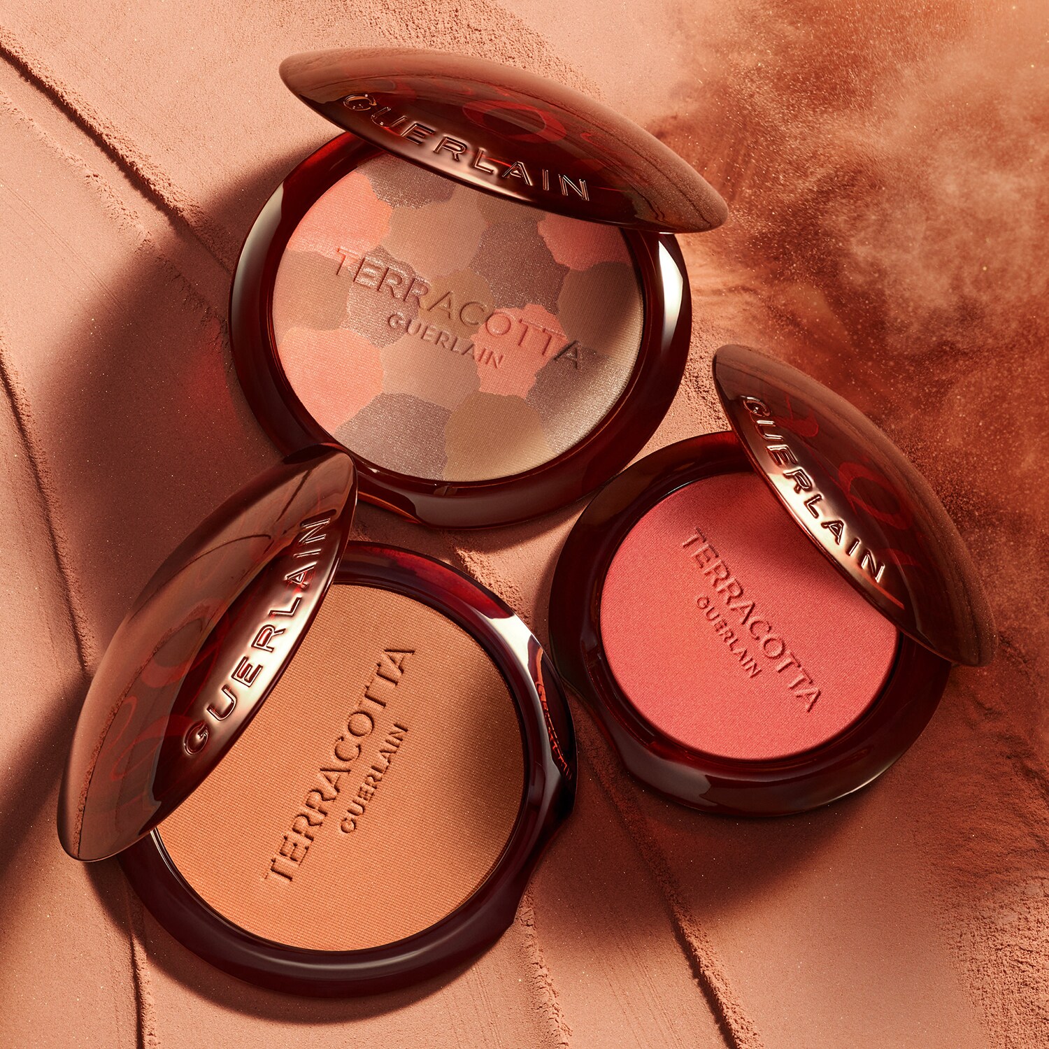 Бронзирующая пудра для сияния Terracotta Light Guerlain, 03 Moyen Doré (10 g) — фото 4